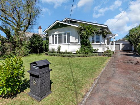 16 Donald Street, Regent