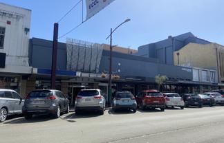 Central Broadway – large format retail 