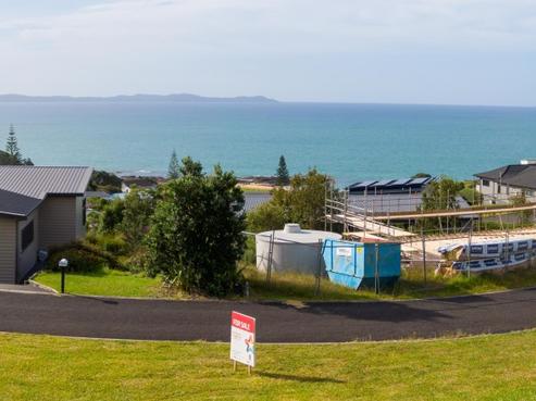 14 Sunrise Place, Cable Bay