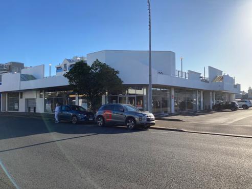 308 Barton Street, Hamilton Central