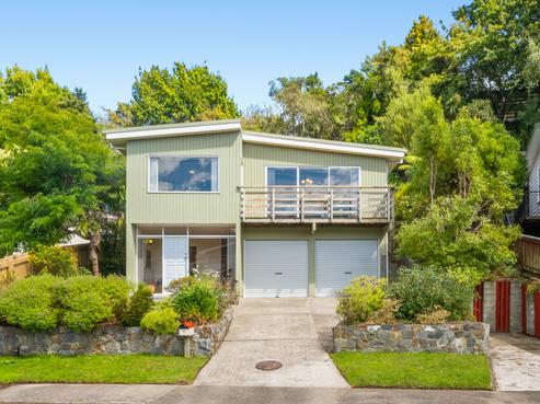 10 Deller Grove, Silverstream