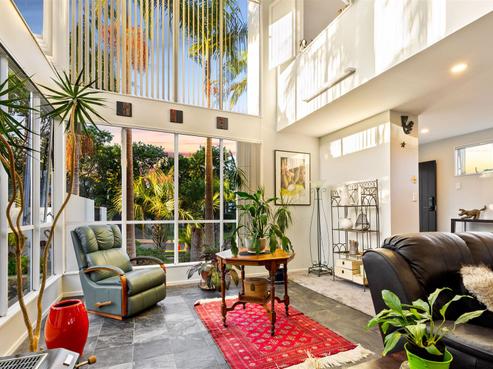 6 Javelin Place, West Harbour