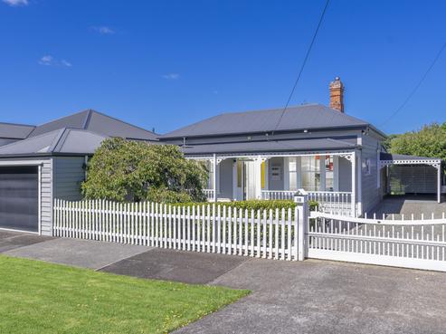82 Paice Avenue, Sandringham