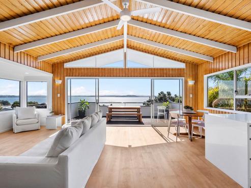 1246 Whangaparaoa Road, Gulf Harbour