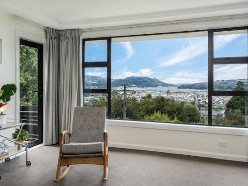 52 Middleton Road, Kew