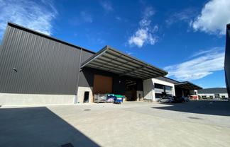 Large High Stud Warehouses - Islington
