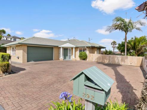 292 Hill Road, The Gardens