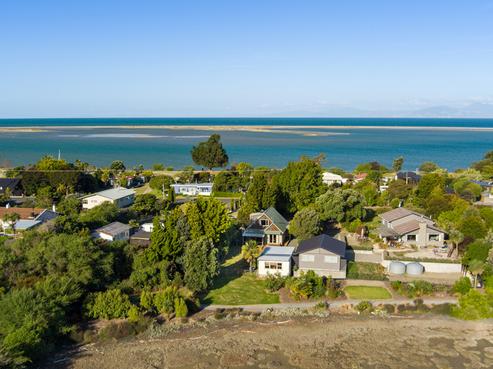 108 Trewavas Street, Motueka