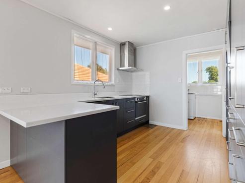 205 Ranolf Street, Glenholme