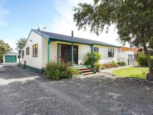 66 School Road, Te Horo