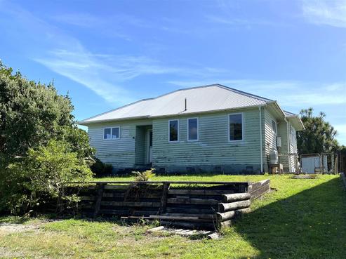 8 Firth Street, Cobden