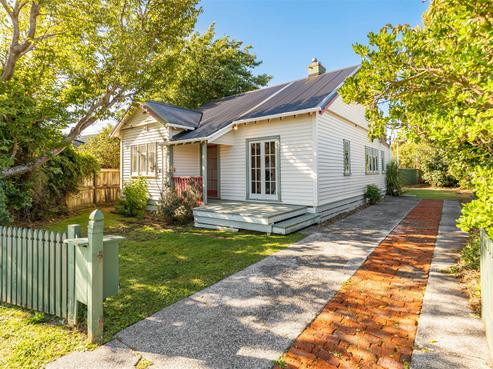 1/14 Pohutukawa Street, Woburn