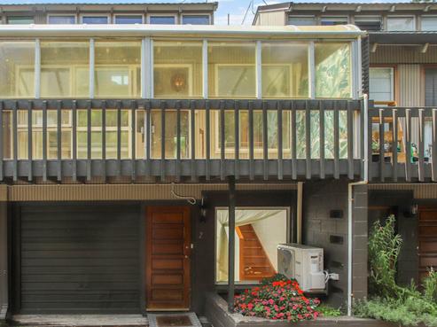 2/170 Gillies Avenue, Epsom