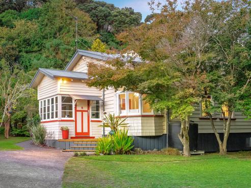 872 Mount Eden Road, Three Kings