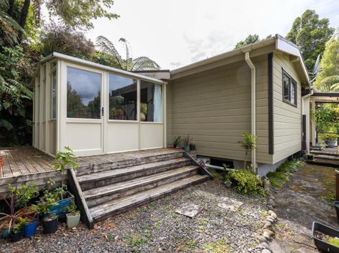 109 Poplar Grove, Whalers Gate