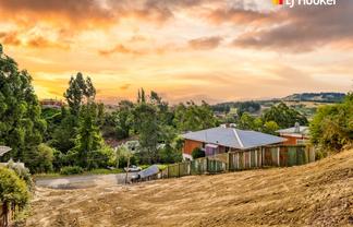 27 Winifred Street, Concord