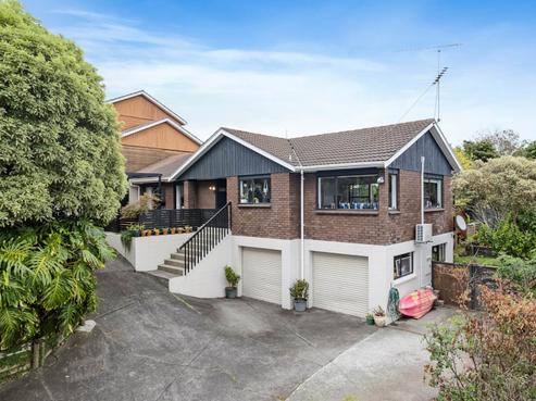 1/10 Tiri View Place, Waiake
