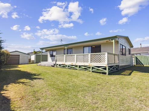 12 Hydrabad Drive, Waitarere Beach