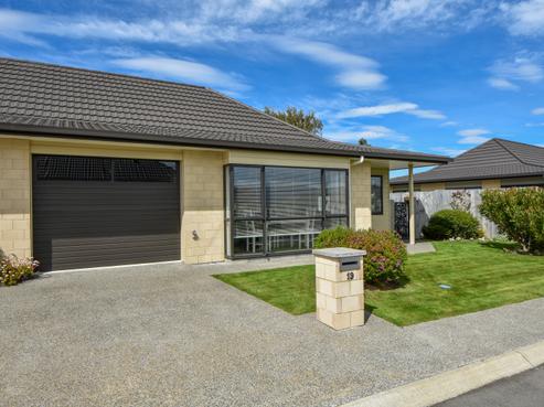 19 Ashmore Park Road, Carterton