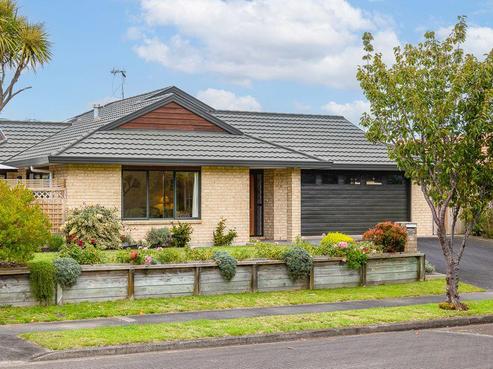 32 Hadleigh Court, Paraparaumu