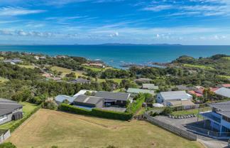 7 Sunset Heights, Coopers Beach