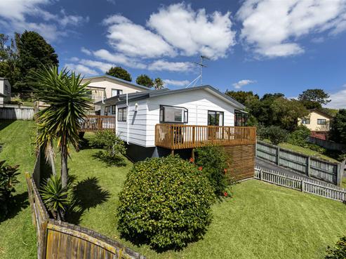 1/10 Sevilla Place, Unsworth Heights