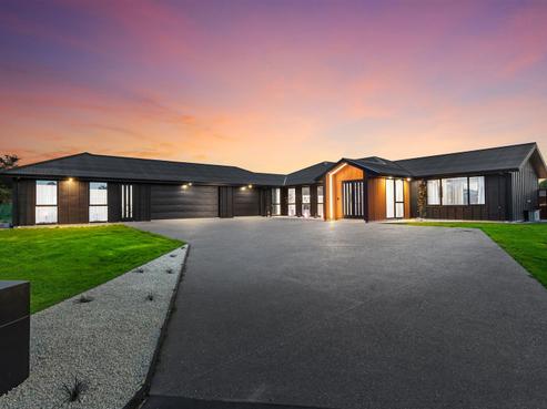 8 Crawford Close, Amberley