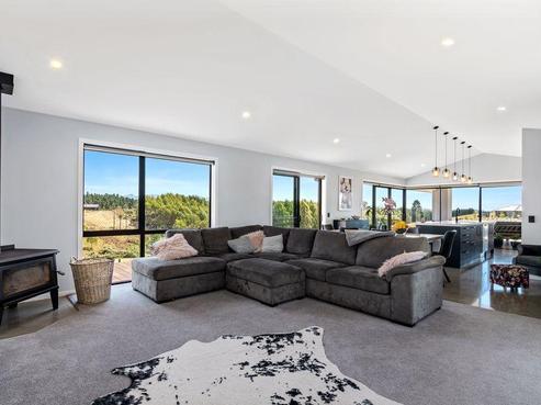 59 Galeo Road, Redwood Valley
