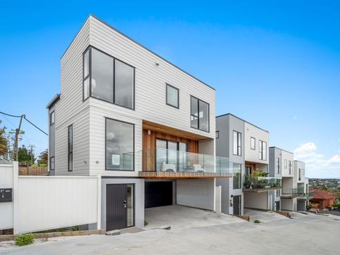 591A East Coast Road, Browns Bay