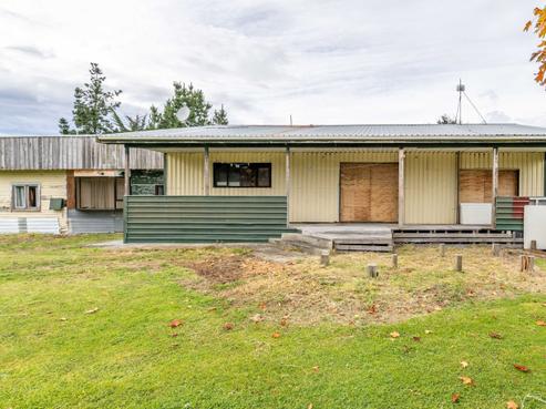 882 Tahakopa Valley Road, Catlins Surrounds