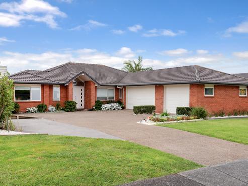 7 Columbia Crescent, Beachlands