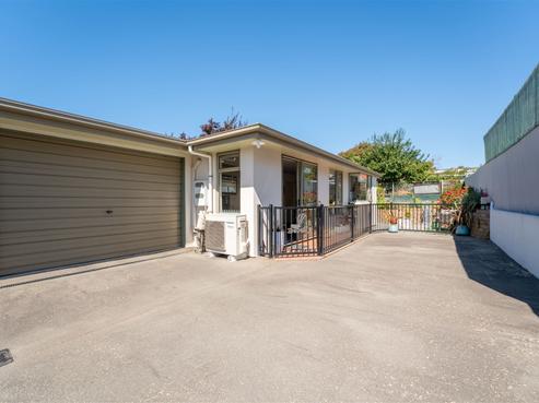 2/92 Arthur Street, Seaview