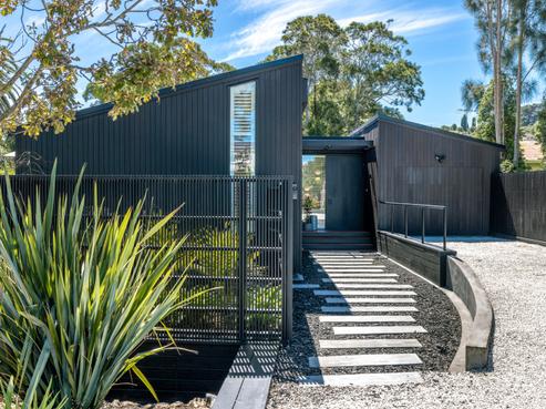 16 Manuka Road, Oneroa