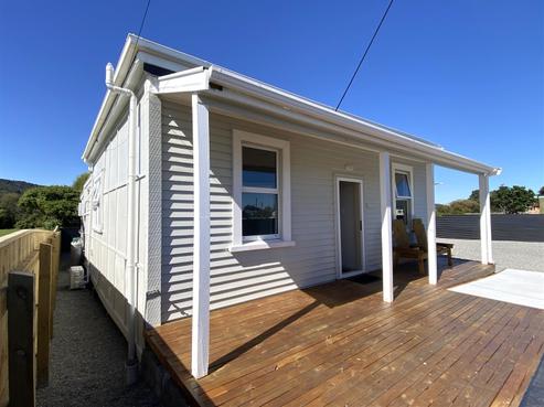 109 Preston Road, Blaketown
