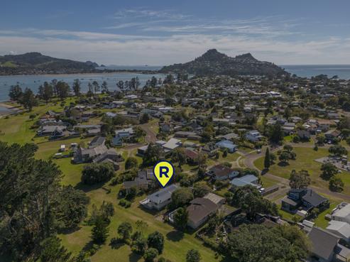 30 Given Grove, Pauanui