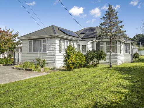 76 Main Road, Wainuiomata