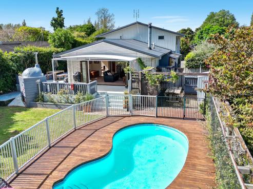 14 Mcdowall Place, Queenwood