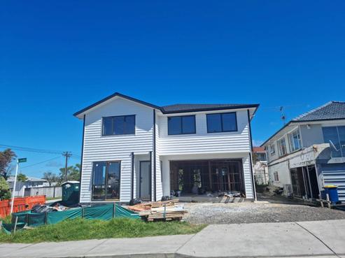 18A Tiroroa Avenue, Te Atatu South