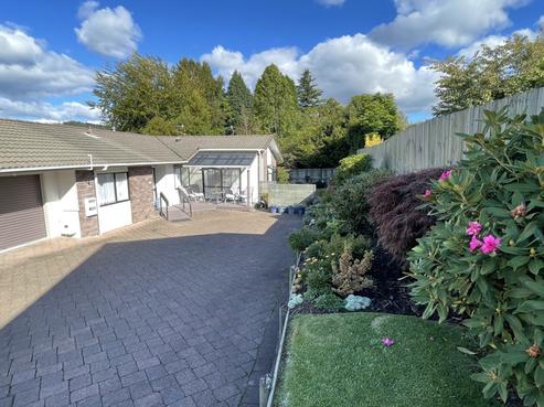 16B Springfield Road, Springfield
