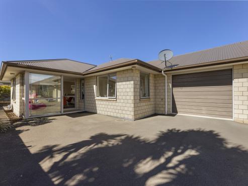 19B Queens Drive, Saint Kilda