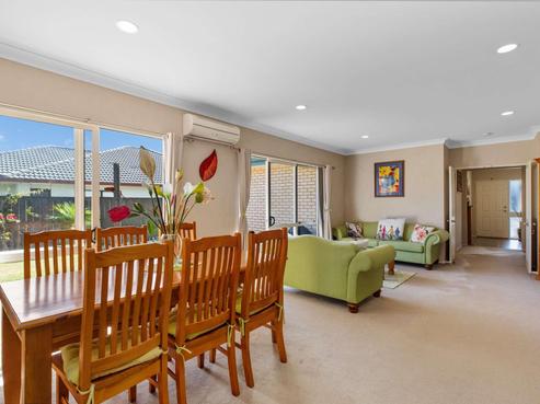 5 Bellshill Close, Wattle Downs