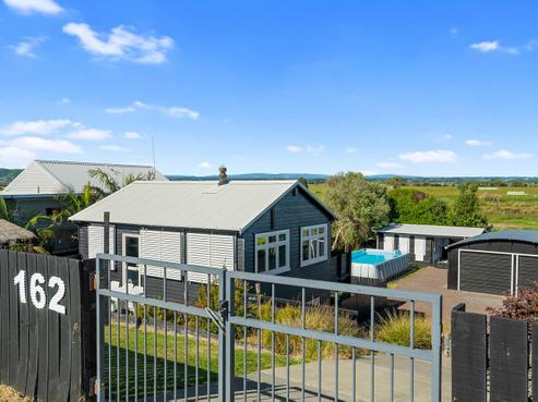 162 Pukehina Parade, Pukehina