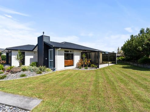 12 Glen Wallace Road, Waipu