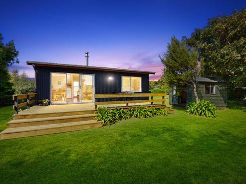 24 Makora Road, Otaihanga