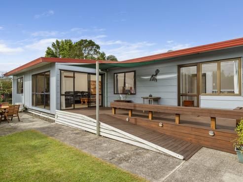 1 Taupata Street, Paengaroa