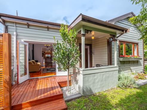11 Waite Street, Featherston