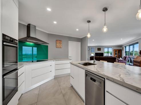 1 Denby Heights, Hawera