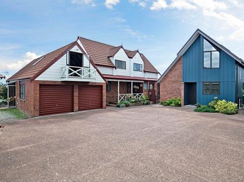 80 Highland Park Drive, Highland Park