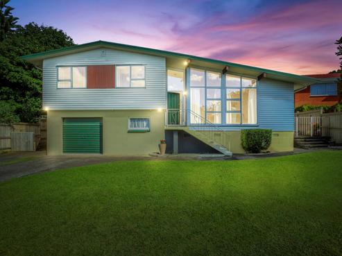 14 Pennycook Place, Sunnyhills