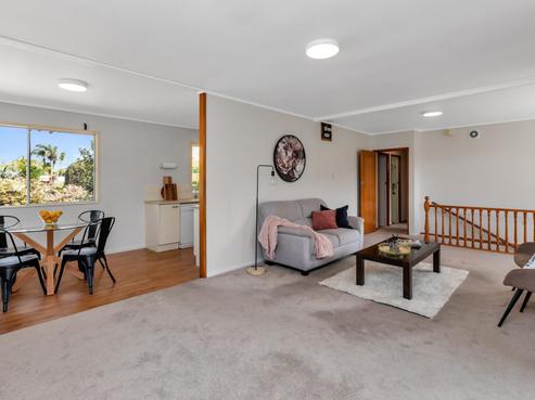 12 Lester Heights Drive, Woodhill